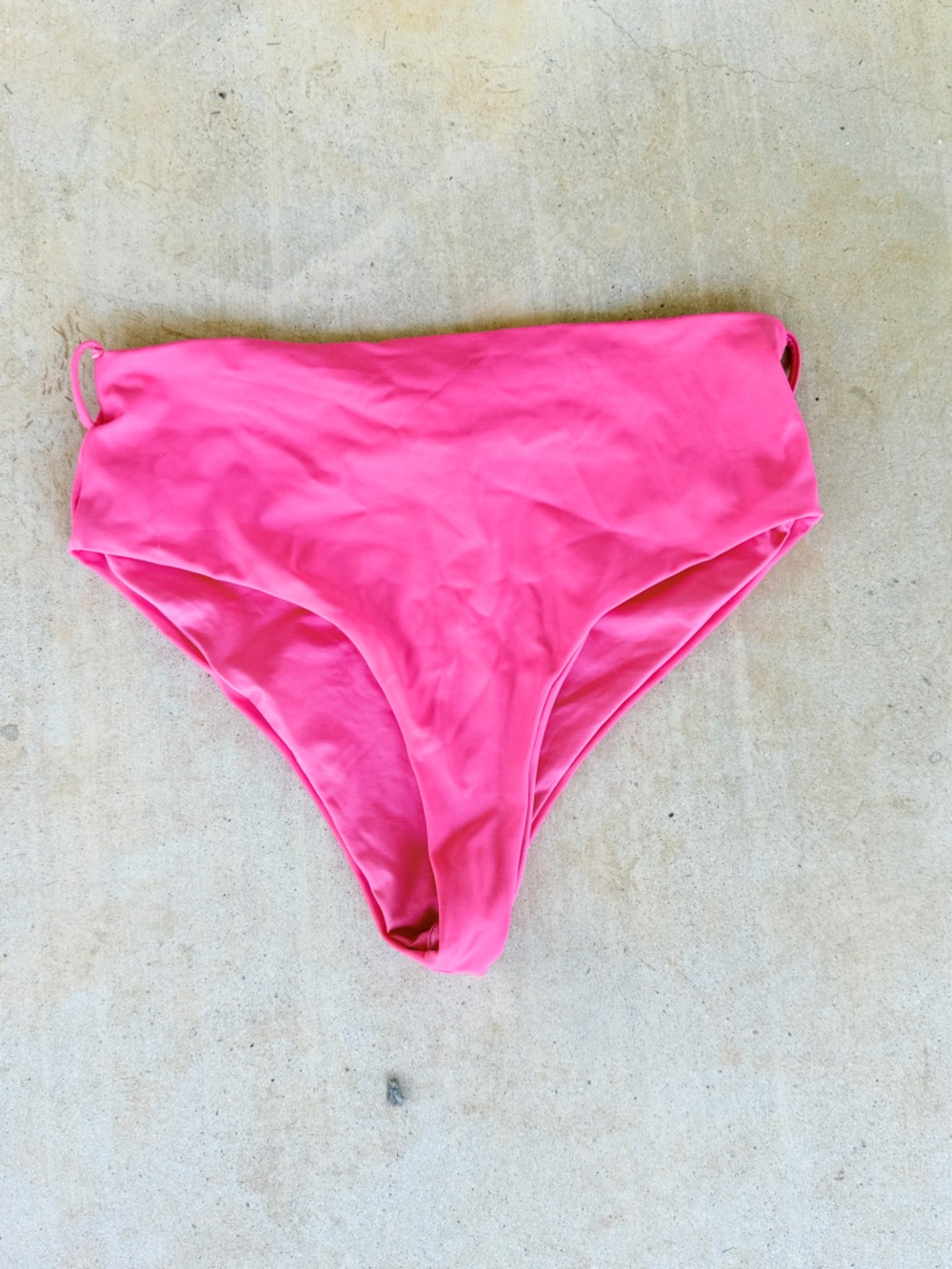 Aqua Bendita XL high cut bottom